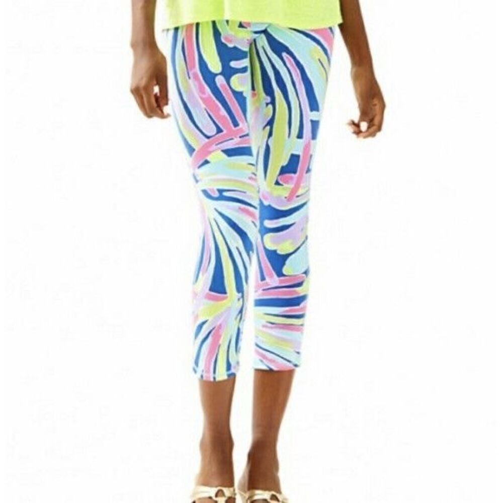 Lilly Pulitzer Luxletic Leggings SMALL UPF 50+ Weekender Cropped Indigo Sea Dram